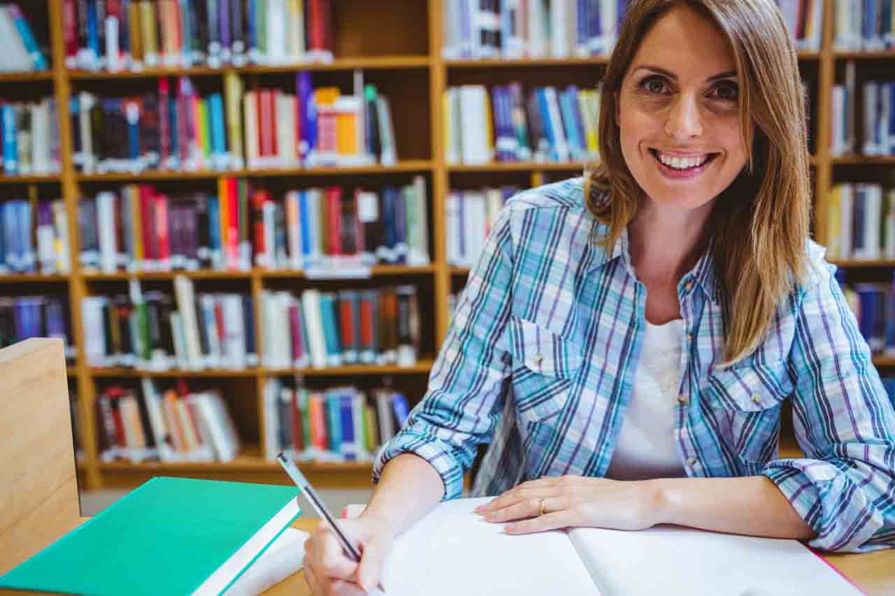 Human Resources Management in Libraries